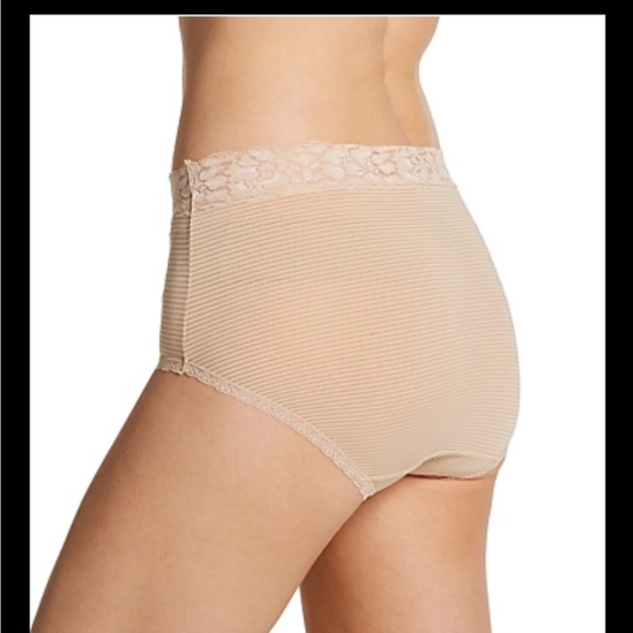 NWT Vanity Fair Radiant Collection Light & Luxe Brief Panties, 3 Pk , Sz S/5 - Picture 5 of 8